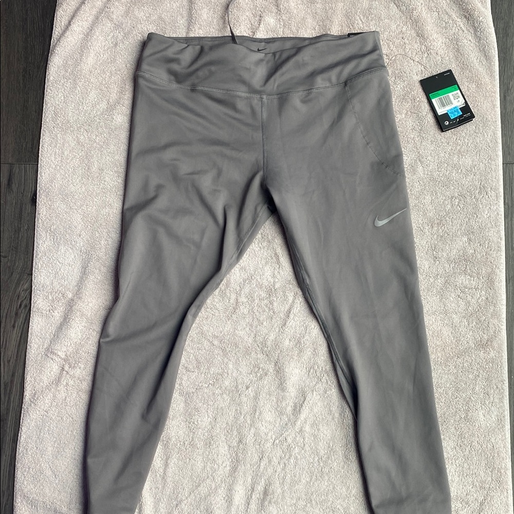 Nike leggings crop length XL BV0038-056
